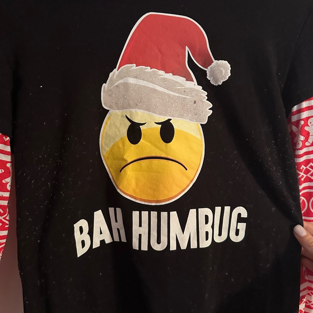 Juniors “BAH HUMBUG” Emoji Christmas Holiday Shirt - Picture 2 of 4